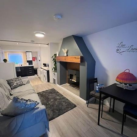 Haven - Beautiful 3 Bedroom House Ballynahinch 外观 照片